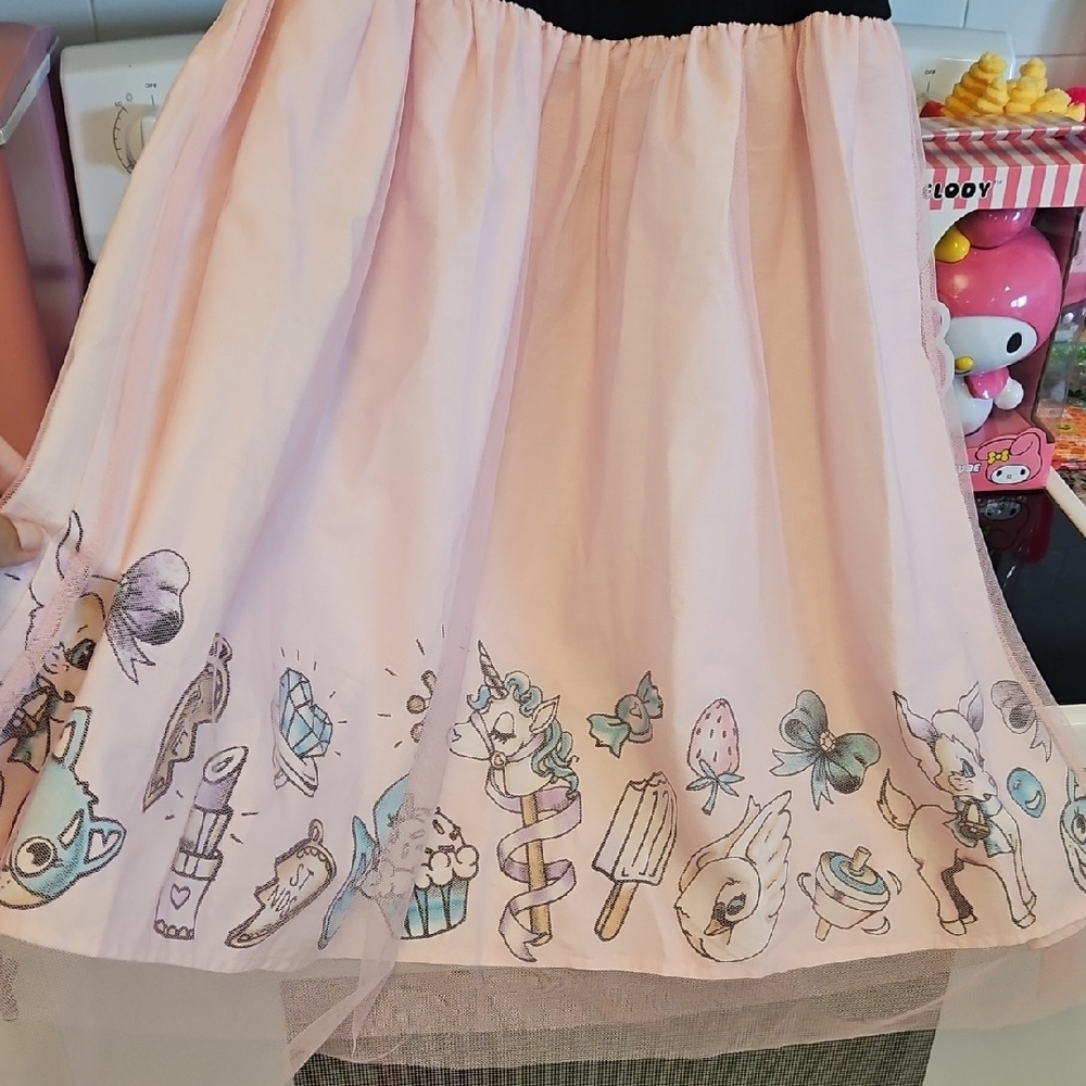 Black and Pink Sleeveless Dress with Cartoon Print - Picture 5 of 5